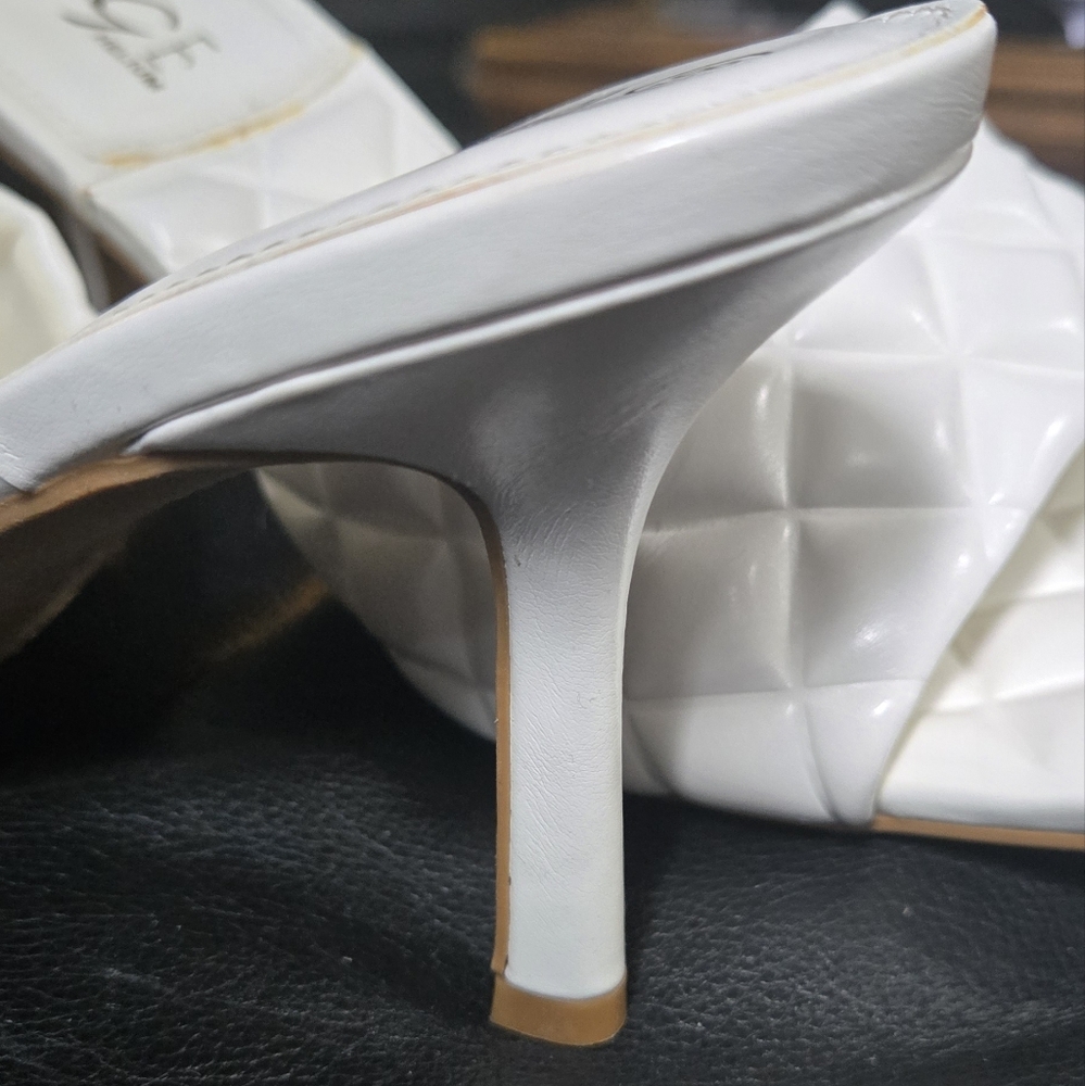 Rouge Helium White Quilted Women's Kitten Keels Sz8.5 NEW - Picture 7 of 8